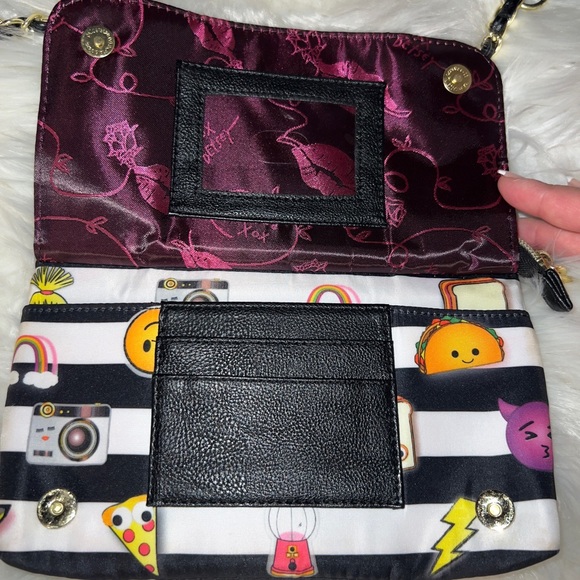 Betsey Johnson shoulder purse small - Picture 7 of 11